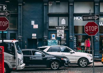 Szukasz auta do pracy? Kup je mądrze!