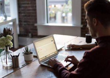 Pierwsza praca i jak ją znaleźć