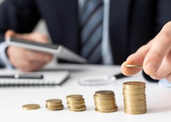 Jakie składki odprowadzane są przy umowie zlecenie?