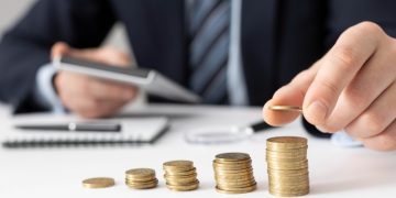 Jakie składki odprowadzane są przy umowie zlecenie?