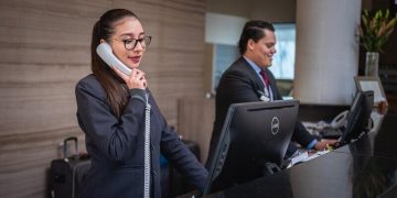 Recepcjonistka - szczegóły zawodu, wymagania, wynagrodzenie