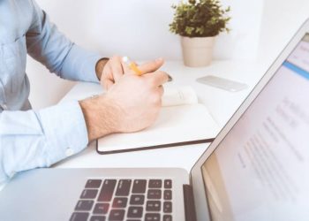 Asystent Działu Księgowości – specyfikacja zawodu, obowiązki, zarobki