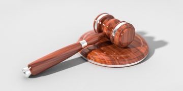 Ławnik - specyfikacja zawodu, wymagania, wynagrodzenie