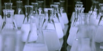 Diagnosta Laboratoryjny - specyfikacja zawodu, wymagania, zarobki