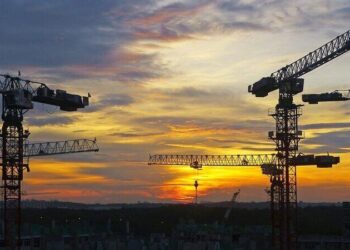 Operator Żurawia - specyfikacja zawodu, wymagania, wynagrodzenie