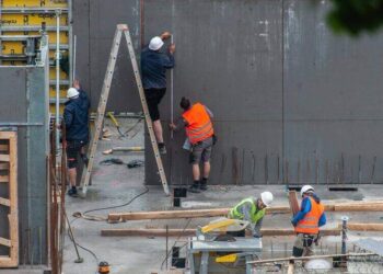 Pomocnik Budowlany - specyfikacja zawodu, wymagania, wynagrodzenie