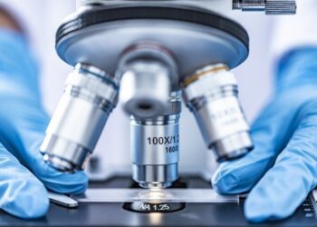 Bioinżynier Genetyczny - specyfikacja zawodu, wymagania, wynagrodzenie