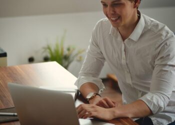 Broker - specyfikacja zawodu, wymagania, wynagrodzenie