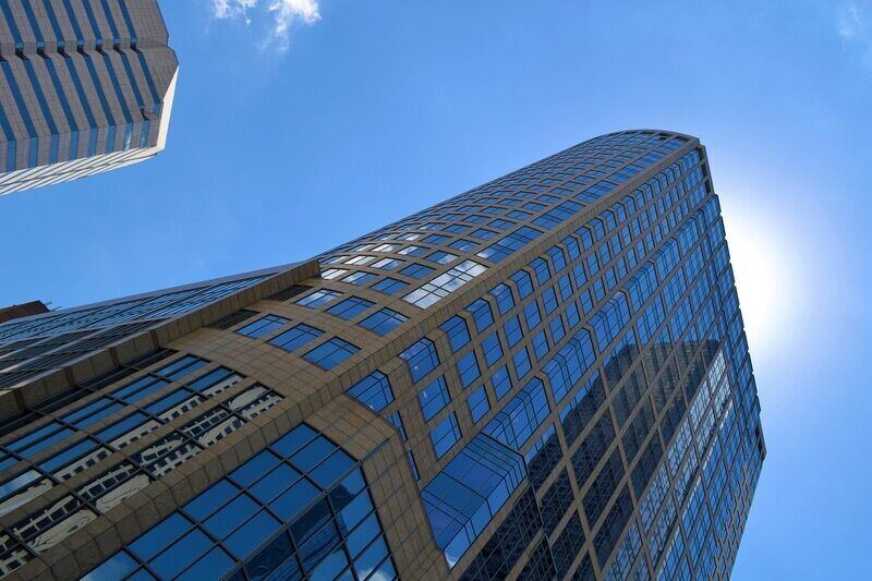 Jakie szanse rozwoju zawodowego daje zawód Dealera na Rynku Pieniężnym?