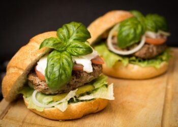 Kierownik Lokalu Gastronomicznego - specyfikacja zawodu, wymagania, wynagrodzenie