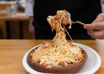 Kucharz - specyfikacja zawodu, wymagania, wynagrodzenie