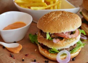 Pracownik Restauracji FastFood - specyfikacja zawodu, wymagania, wynagrodzenie