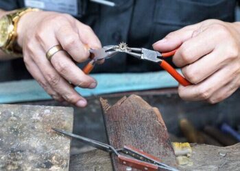 Robotnik Produkcyjny - specyfikacja zawodu, wymagania, wynagrodzenie