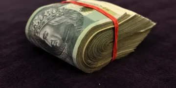 7000 brutto ile to netto? Przewodnik po wynagrodzeniach