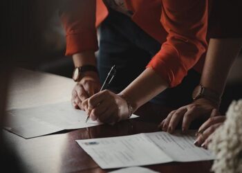 Wypowiedzenie umowy o pracę trybie natychmiastowym - darmowy wzór z omówieniem