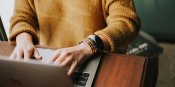 Tikrow - innowacyjna agencja pracy natychmiastowej!