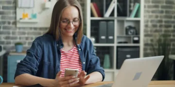 Dlaczego aktywność fizyczna jest tak ważna, gdy spędzasz dzień za biurkiem?