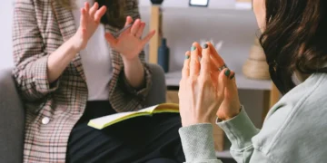 Poznaj tajniki zawodu psychologa! Fot. SHVETS production / pexels.com