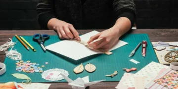 Chałupnictwo z dowozem do domu, fot. VadimVasenin, Vista Create