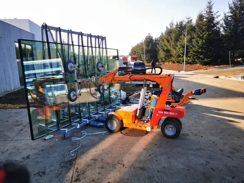 Manipulator do szkła Smartlift SL408 OUTDOOR, fot. glasslift.pl