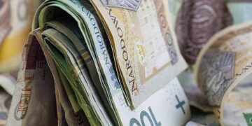 31,40 brutto ile to netto? Minimalna stawka godzinowa 2026