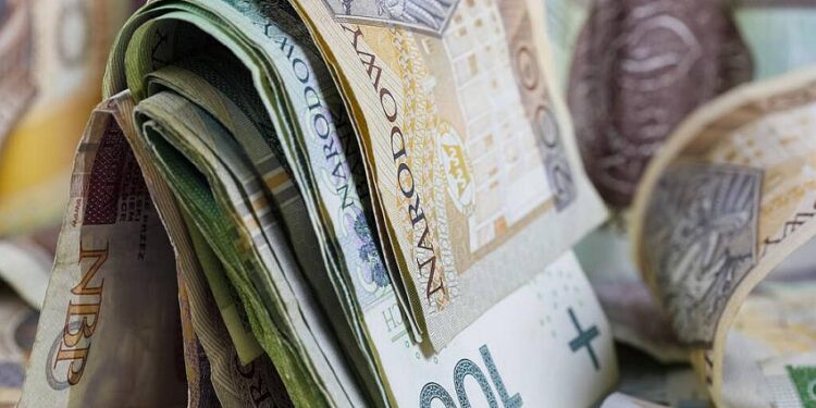 31,40 brutto ile to netto? Minimalna stawka godzinowa 2026